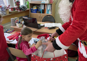 Strażacki Mikołaj odwiedza "Trójkę"!