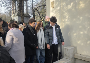 Delegacja naszej szkoły na obchodach 100. rocznicy śmierci Władysława St. Reymonta