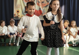 Dzieci z Oddziału Przedszkolnego zaprosiły Babcie i Dziadków