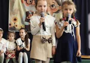 Dzieci z Oddziału Przedszkolnego zaprosiły Babcie i Dziadków