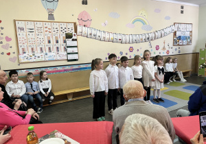 Herbatka dla Babci i Dziadka w 1B