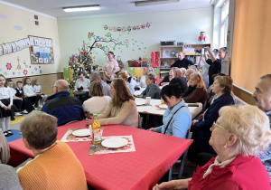Herbatka dla Babci i Dziadka w 1B