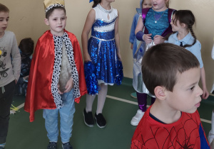 Zabawa karnawałowa dla klas 0–3 i dyskoteka klas starszych