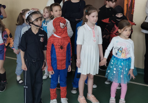 Zabawa karnawałowa dla klas 0–3 i dyskoteka klas starszych