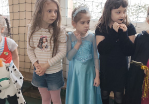 Zabawa karnawałowa dla klas 0–3 i dyskoteka klas starszych