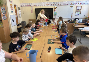 Zdrowo, kolorowo i bardzo smacznie w klasie 2a!