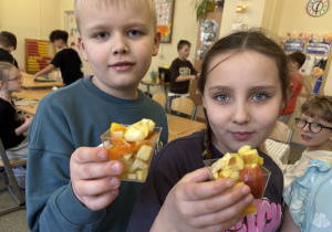 Zdrowo, kolorowo i bardzo smacznie w klasie 2a!