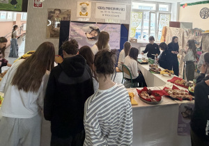 Smakowity kiermasz dla Lilianki