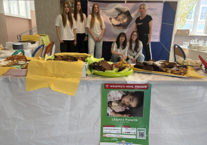 Smakowity kiermasz dla Lilianki