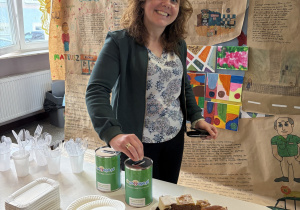 Smakowity kiermasz dla Lilianki