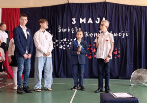 Uroczysty apel z okazji święta Konstytucji 3 Maja
