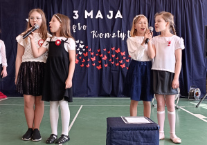 Uroczysty apel z okazji święta Konstytucji 3 Maja
