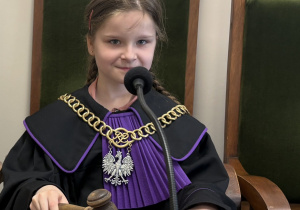 Uczniowie klasy 3a odwiedzili Sąd Rejonowy