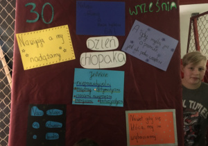 Plakat przygotowany przez dziewczyny z klasy 6 dla kolegów z klasy