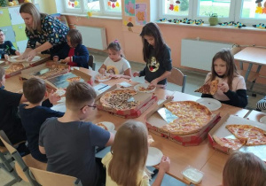 Wspólna pizza w klasie IIB