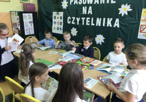 Trudny wybór- pierwsza książka z biblioteki