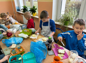 Zdrowe śniadanie pierwszaków