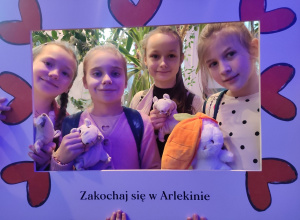 Klasy trzecie i wigilijna magia teatru