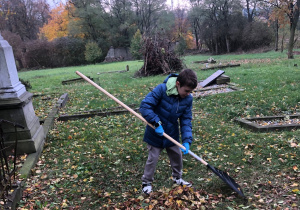 Trójkowe "Porządki z historią"