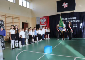 Ślubowanie uczniów klas pierwszych