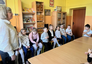 Pasowanie pierwszaków na czytelników