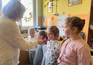 Pasowanie pierwszaków na czytelników