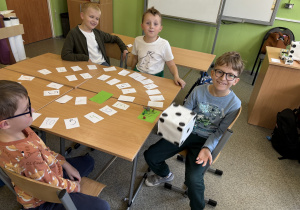 Matematyczni twórcy z klas 2a i 2b!