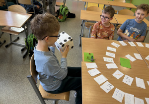 Matematyczni twórcy z klas 2a i 2b!